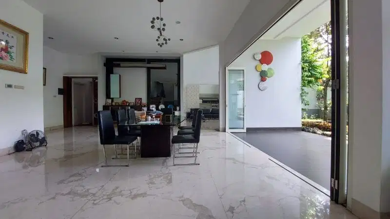 Dijual Rumah Mewah Turun Harga  kawasan Asri BSD