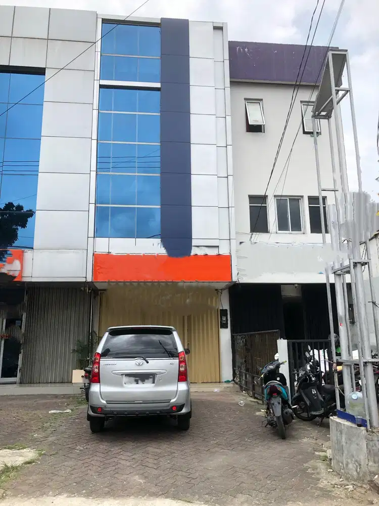 DIJUAL RUKO DEKAT DENGAN PASAR KAWASAN KEBAYORAN LAMA