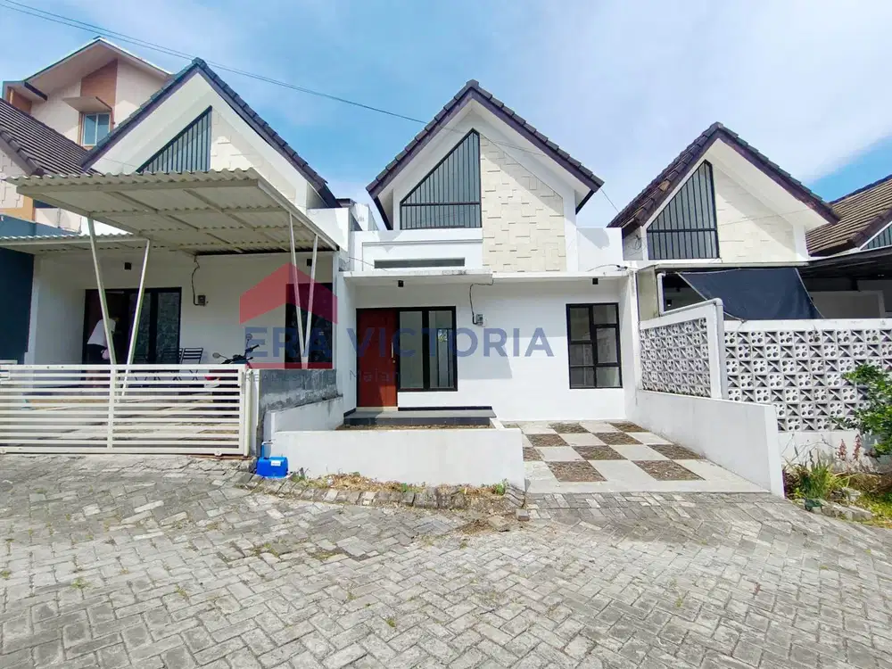 Rumah Baru Lokasi Bagus Dekat Kampus, Exit Tol, dan Tasikmadu