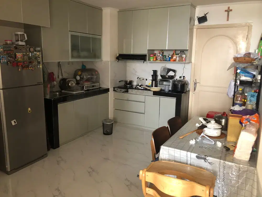 Dijual Apartemen Paladian full renovasi 2 kamar rapi