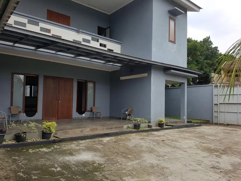 DIJUAL RUMAH 2LANTAI ADA PAVILIUN HALAMAN LUAS KAWASAN VETERAN BINTARO