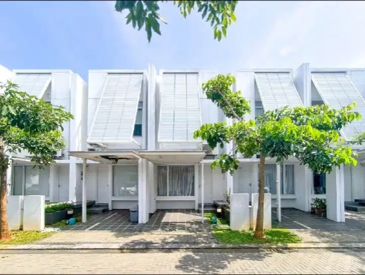 Dijual murah rumah fully furnished di Inspirahaus Tabebuya BSD
