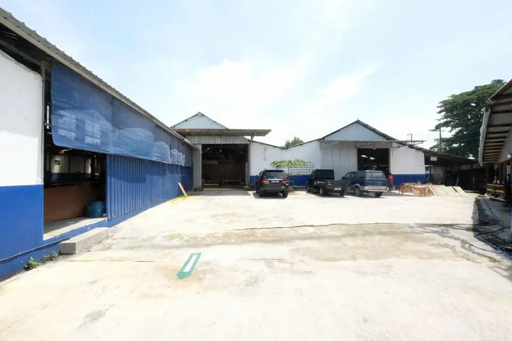 Pabrik eks workshop mabel lokasi strategis dekat Solo Baru SKH