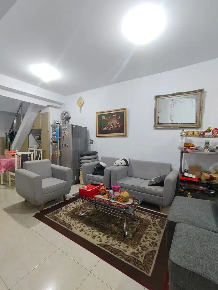 RUMAH TAMAN RATU INDAH JAKARTA BARAT 2 LANTAI