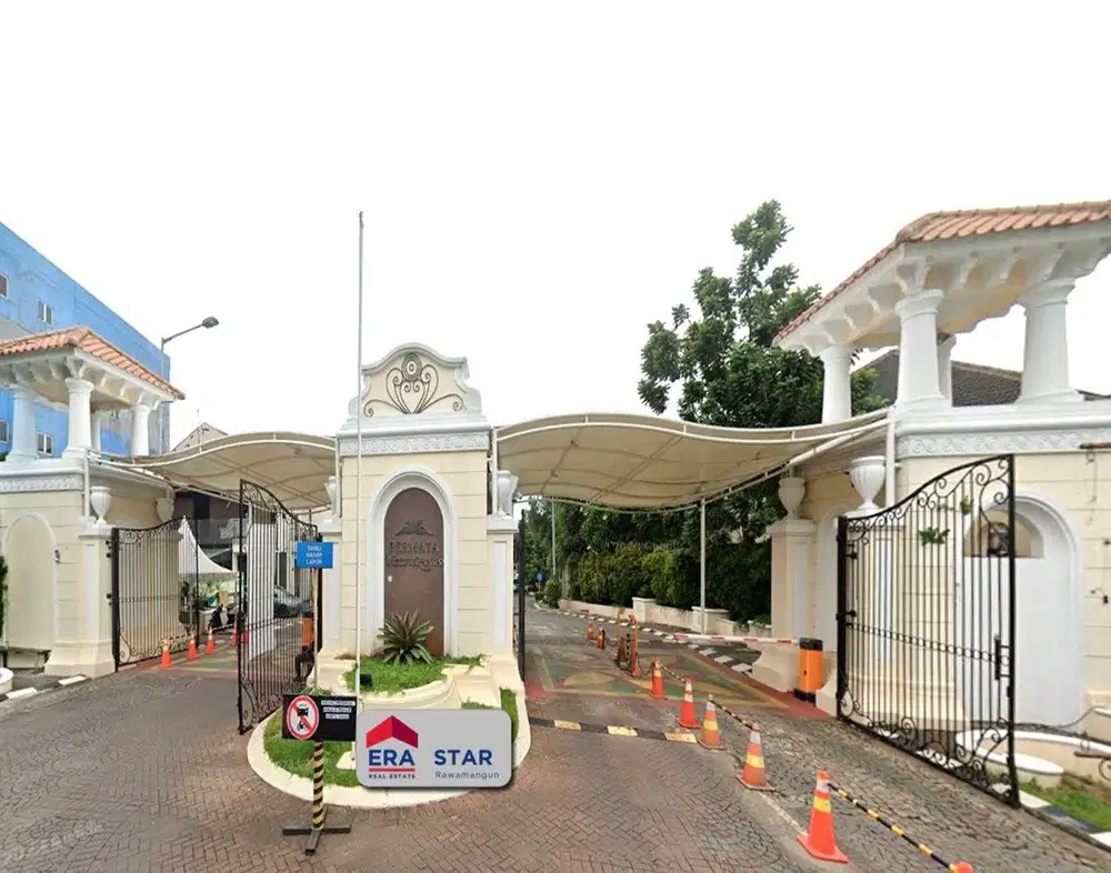 Rumah 2 Lantai Hook Bagus di Permata Mediterania Kembangan Jakbar