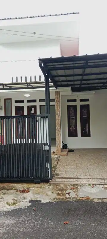 Dijual rumah murah dan bagus baru renovasi di Beji, dekat UI