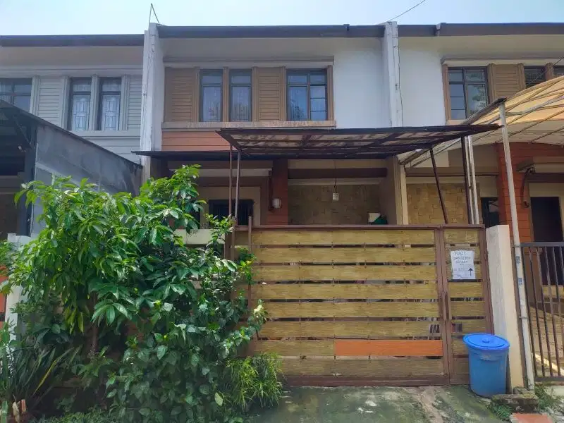 Rumah 2 lantai Bsd Nusaloka murah 1M an siap huni dekat sekolah