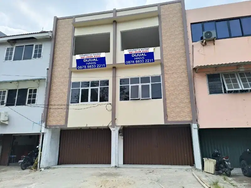 Ruko Gandeng 3 Lantai 140m² Gading Griya Lestari hadap Utara