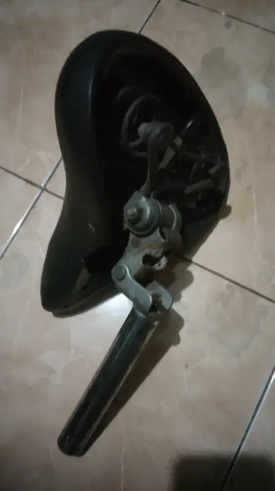 Dijual saddle/jok/sedel sepeda listrik bekas