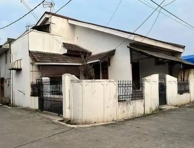 DIJUAL RUMAH 2 LANTAI DALAM KOMPLEK TAMAN MANGU INDAH