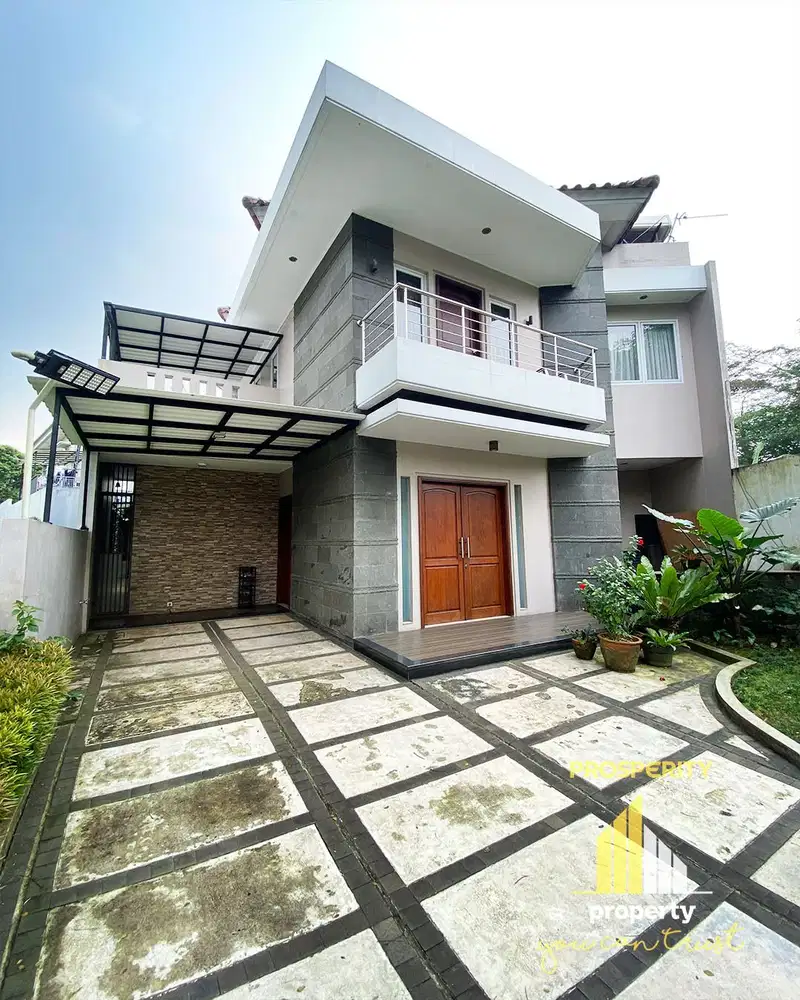 Dijual Rumah Furnished Bentuk Ngantong Vibes Villa di Cluster Taman Diponegoro Lippo Karawaci Central Bangunan Siap Huni 2 Lantai