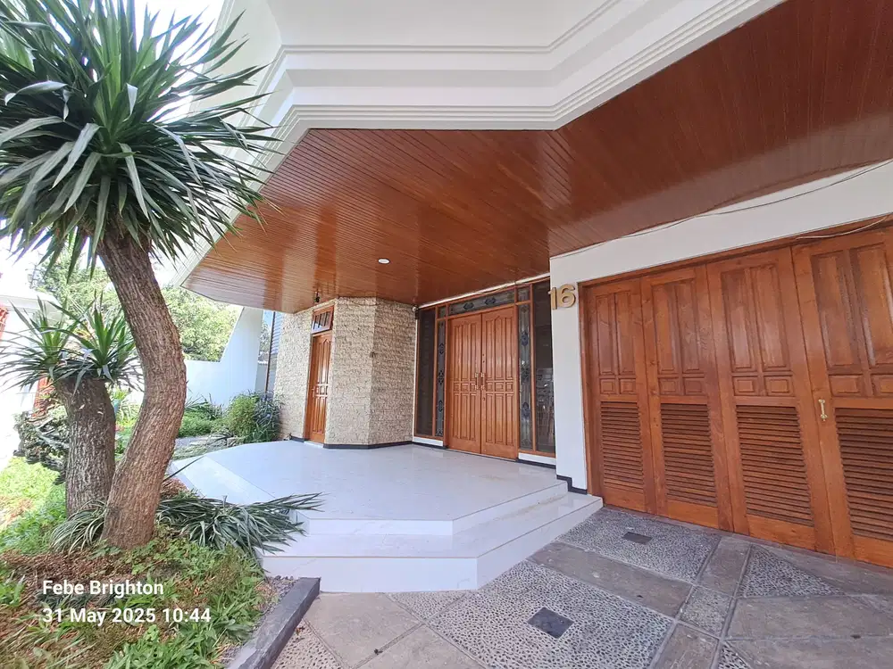 Rumah Luas Borobudur Malang