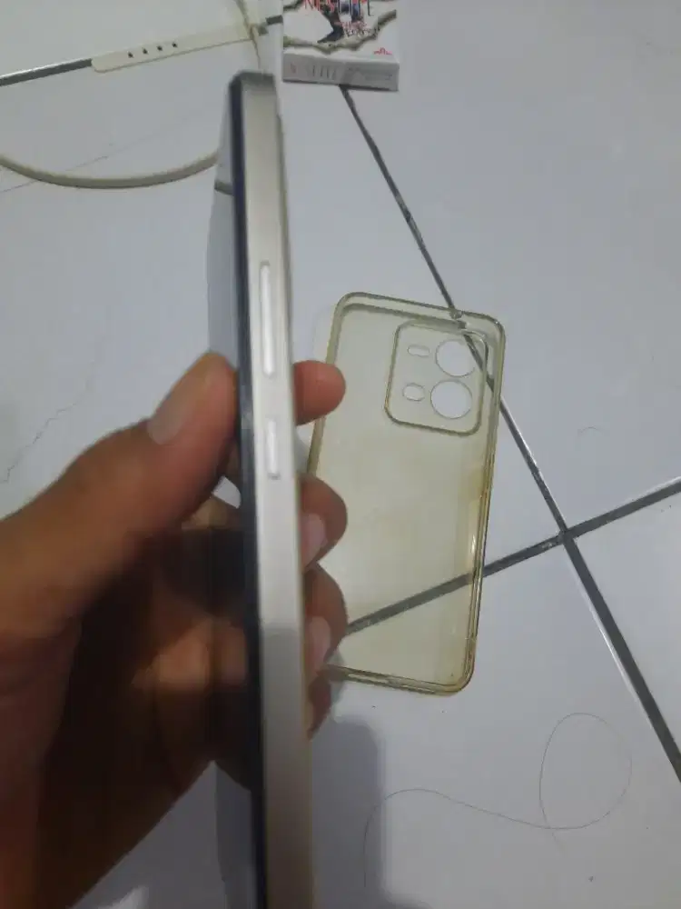 Vivo V25e ram 8 + 8 GB per 256gb