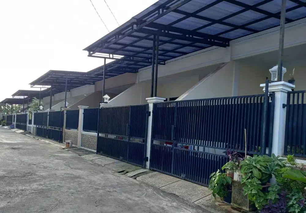 DIJUAL RUMAH GRIYA ZAHIRAH 3 KAWASAN CENGKARENG LOKASI STRATEGIS