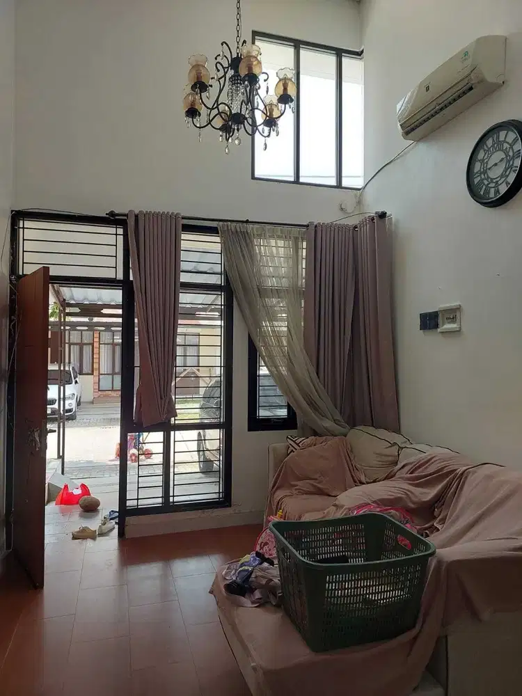 Jual rumah 1lt sudah renovasi, sudah didak bisa jadi rooftop Bolzano