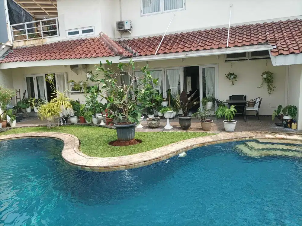 Rumah 2 Lantai di Giri Loka, Bsd, Tangerang Selatan