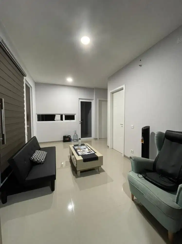 Rumah Dijual U-House Bintaro, Ciputat