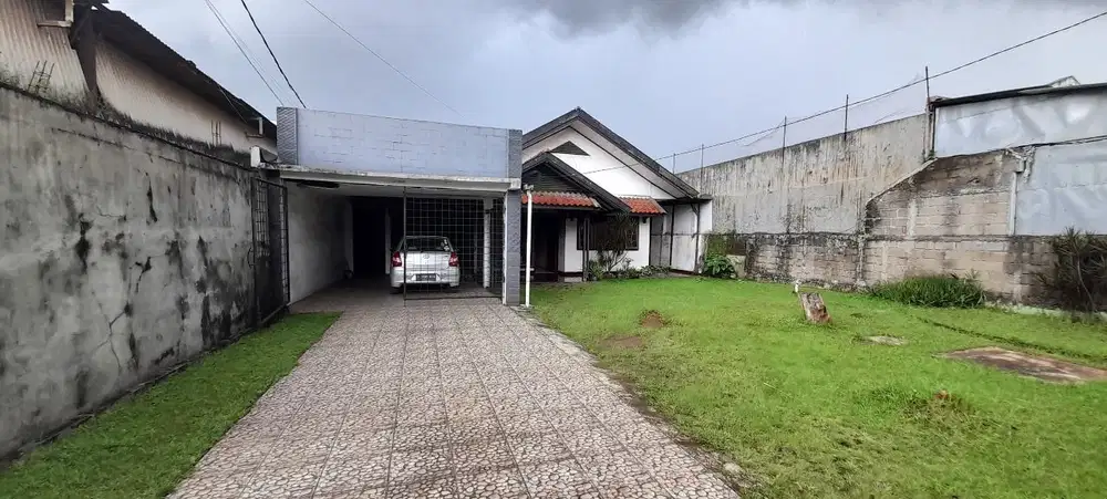 Dijual tanah beserta bangunannya dipinggir jalan raya Curug, Tangerang