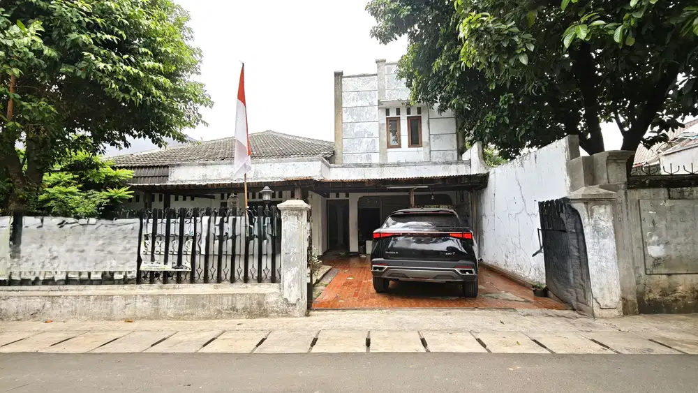 DIJUAL RUMAH BANGUNAN 2 LANTAI DI AREA CIPETE UTARA KEBAYORAN