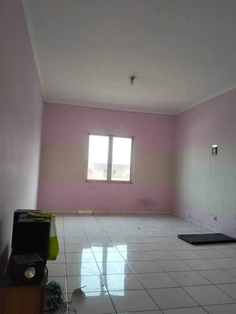 Disewakan ruko siap pakai 2 lantai lokasi dekat pasar lama tangerang