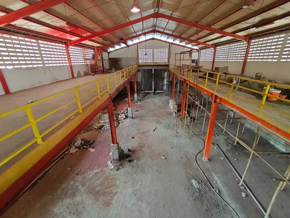 DISEWAKAN Gudang Jalan Raya Gatot Subroto, Kota Tangerang