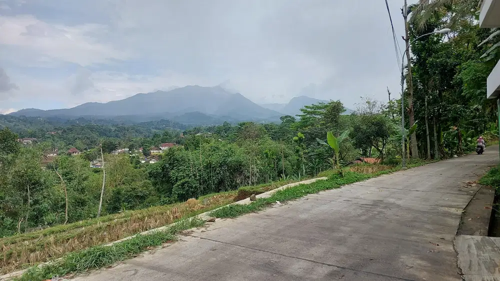 Tanah banjaran bandung pinggir jalan hadap 2 muka cocok utk Villa