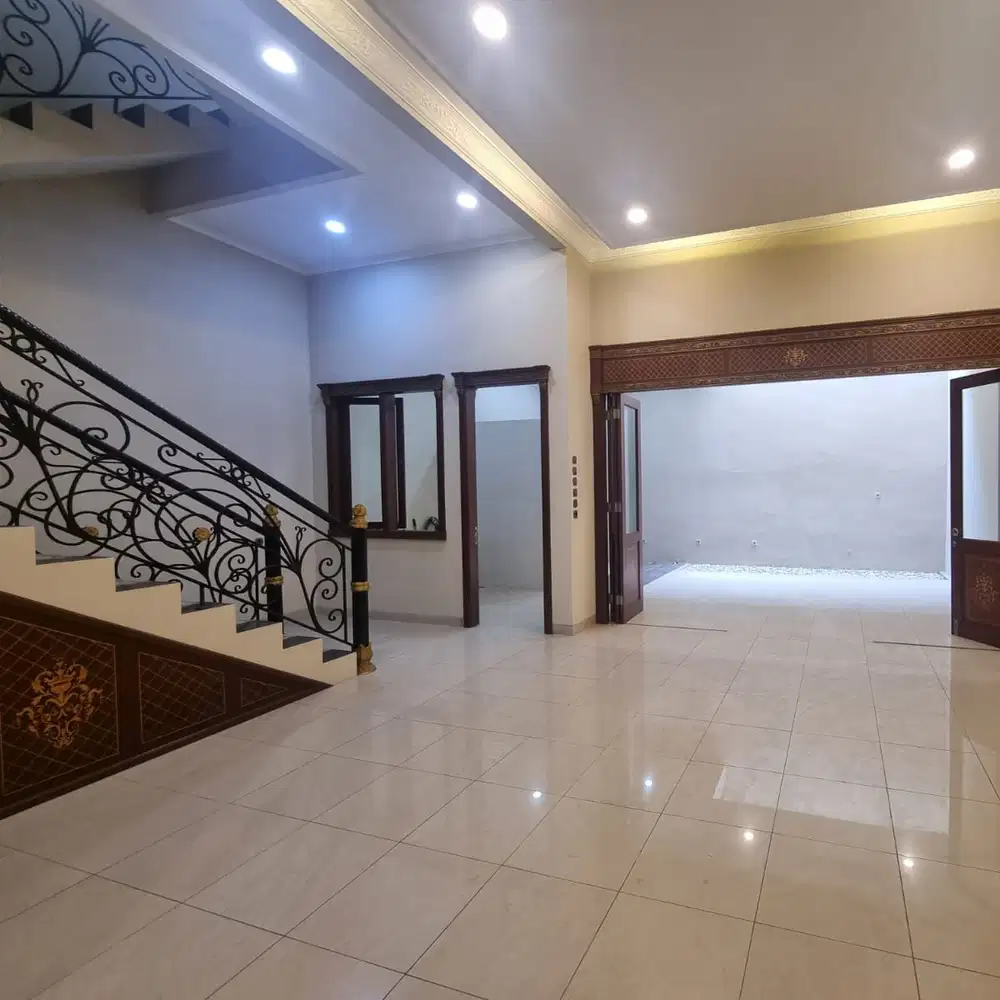 Dijual Rumah di Puri Indah, Jakarta Barat