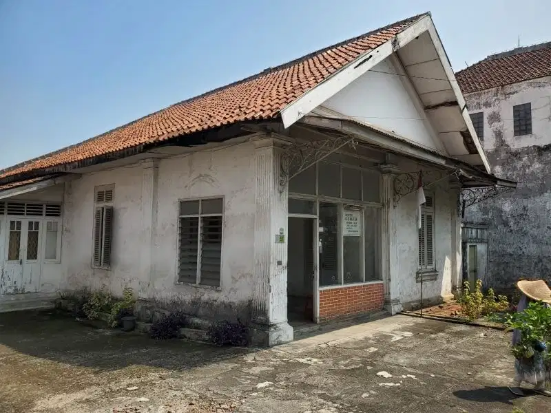 Rumah klasik pusat kota bogor area komersial selangkah ke stasiun