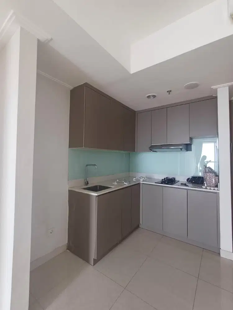Disewakan 3BR apartemen Gold coast pik