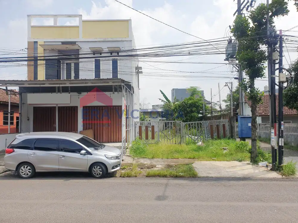 Jual Ruko dengan Tanah Luas, Ideal untuk Bisnis dan Gudang di Wagir