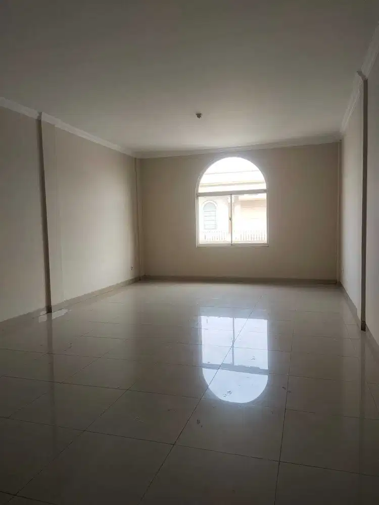 Jual Ruko gandeng Greenlake city  Jakarta Barat Tangerang