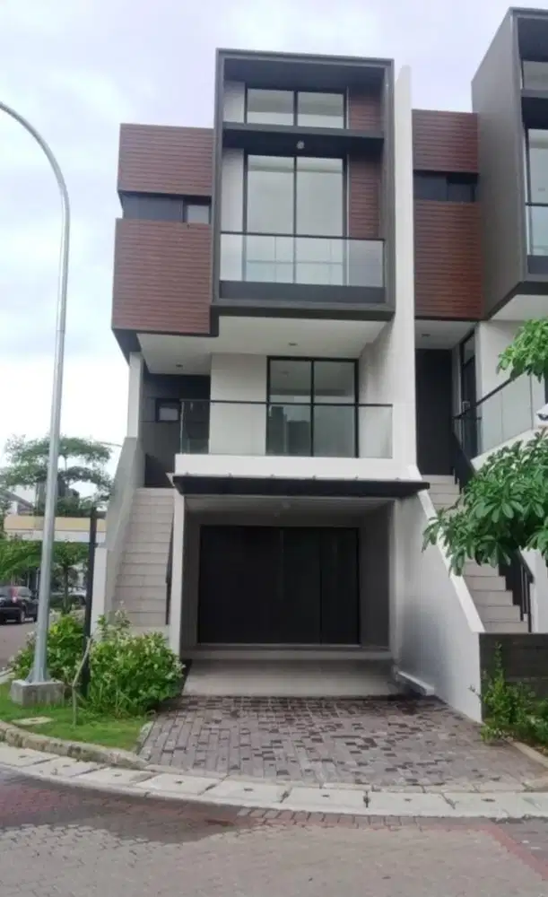Rumah Golf Island PIK Uk 5x15 (3 Lantai) Furnished Siap Huni