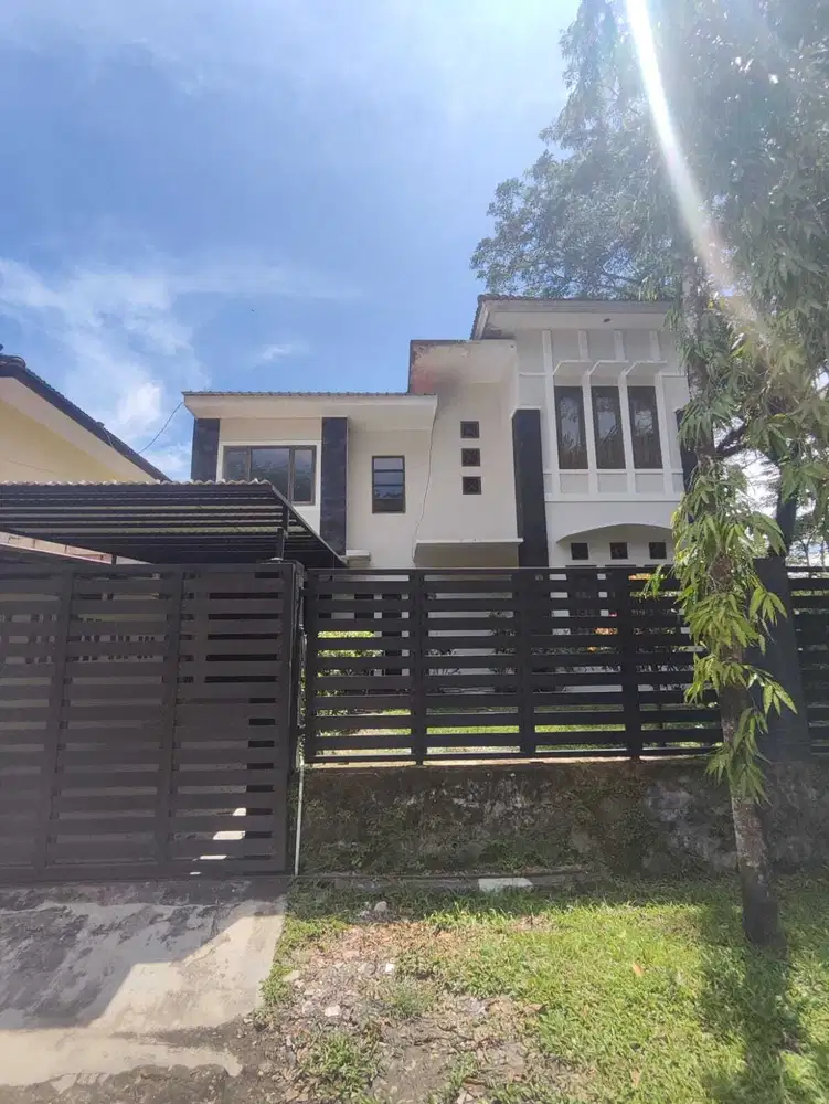 DIJUAL RUMAH FULLFURNISH TENGAH KOTA DALAM PERUMAHAN REGENCY