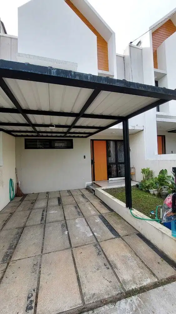 Dijual Rumah Cantik 2 lantai di The Gardens @ Candi Sawangan, Depok