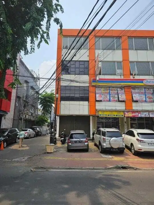 Ruko 4 Lantai di Cempaka Putih Tengah Jakarta Pusat