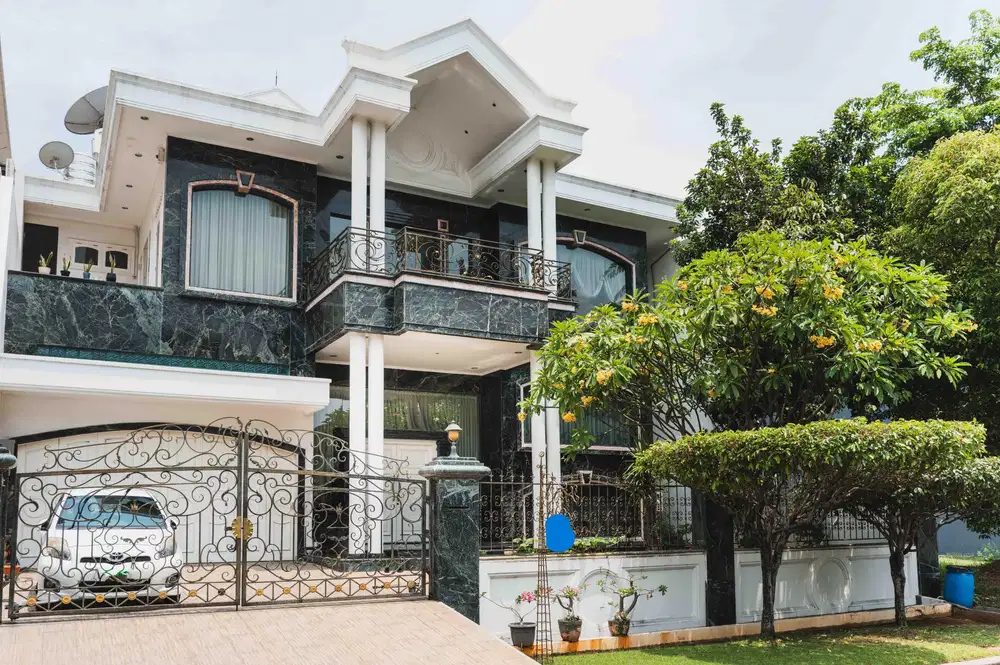 Dijual Rumah PIK Mayang Uk 552m² Full Marmer, Full Renovasi Jakut