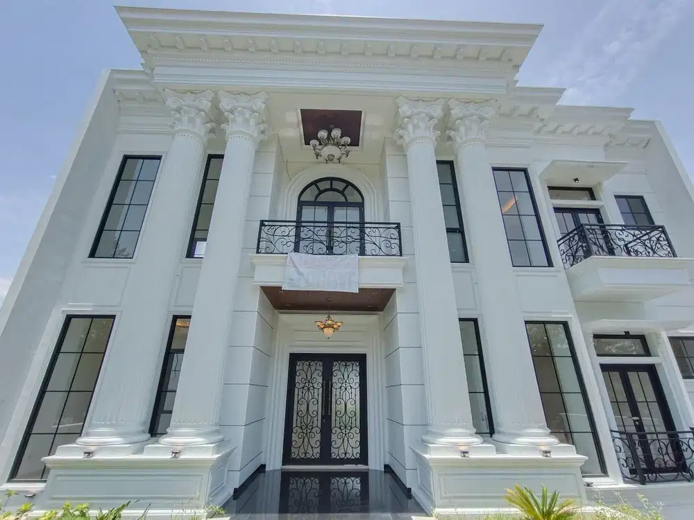 Rumah Mewah Sentul City 2 Lantai + LG, Pool, Marmer Import