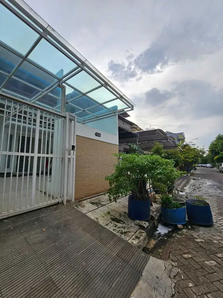 Dijual dibawah NJOP Rumah PIK Grisenda Uk 152 sqm Best Price At Jakut