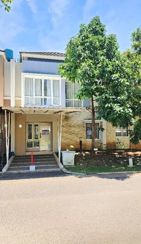 JUAL MURAH  rumah TESLA Summarecon Serpong dekat kampus dekat mall