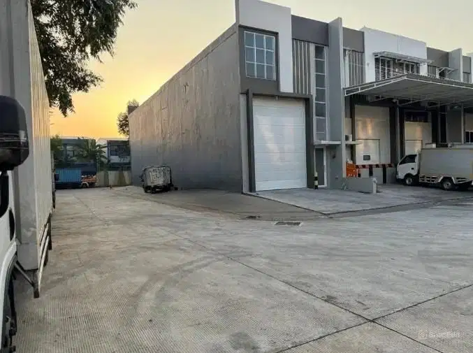Di jual cepat pergudangan di green lake cipondoh tangerang
