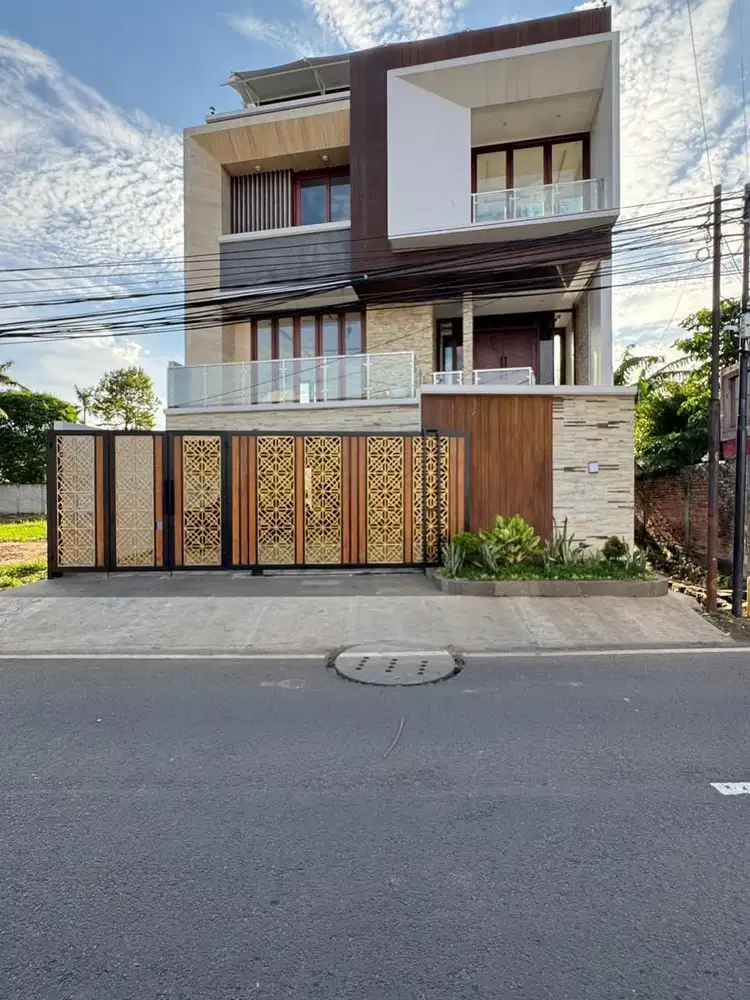 DIJUAL BRAND NEW HOUSE.