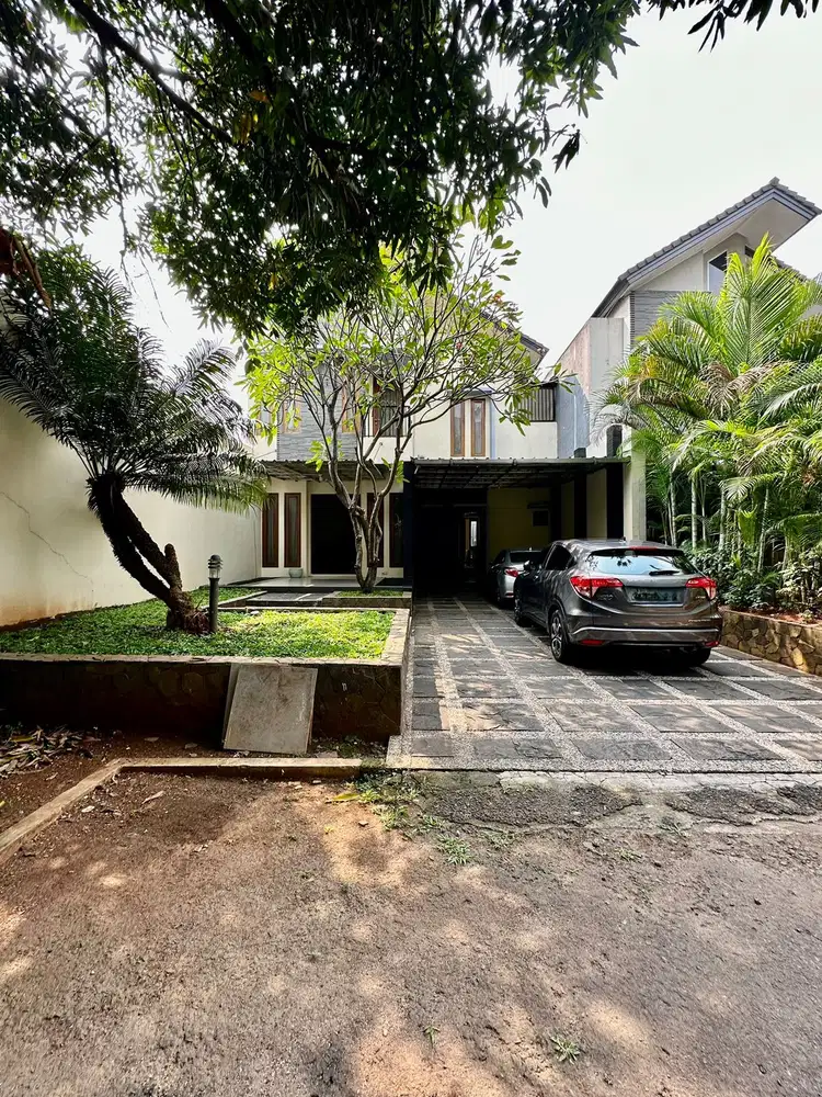 DIJUAL RUMAH DALAM KOMPLEK ANTASARI RESIDENCE ADA SWIMMING POOL