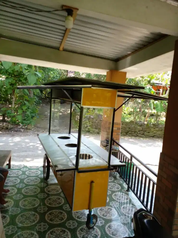 Gerobak dimsum galvanis