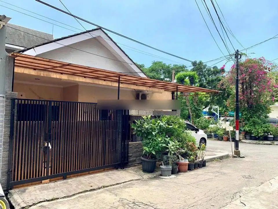 Rumah 1.5 lt, 10.5 x 15 di Muara Karang