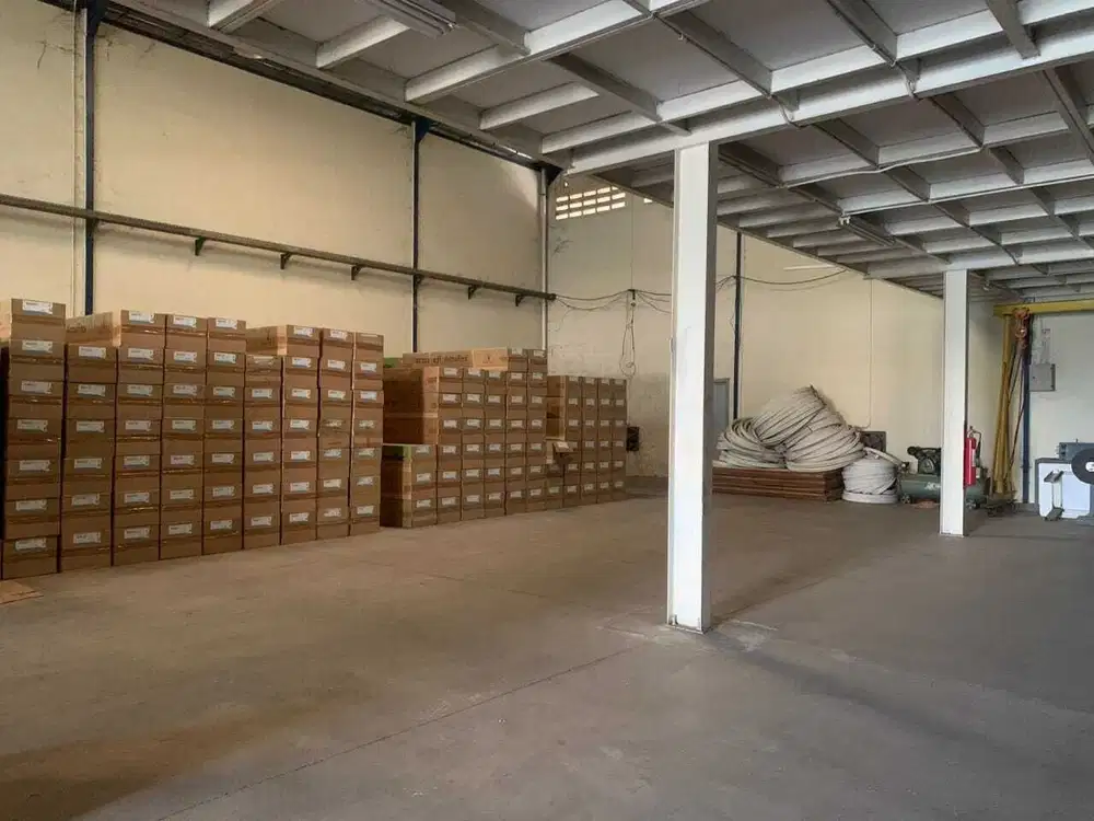 Disewakan gudang bagus di Marunda Center