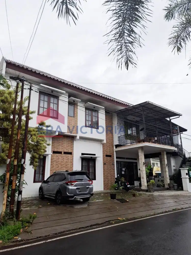 Home Stay Aktif 11 kamar, area parkir luas dekat Kampus UB