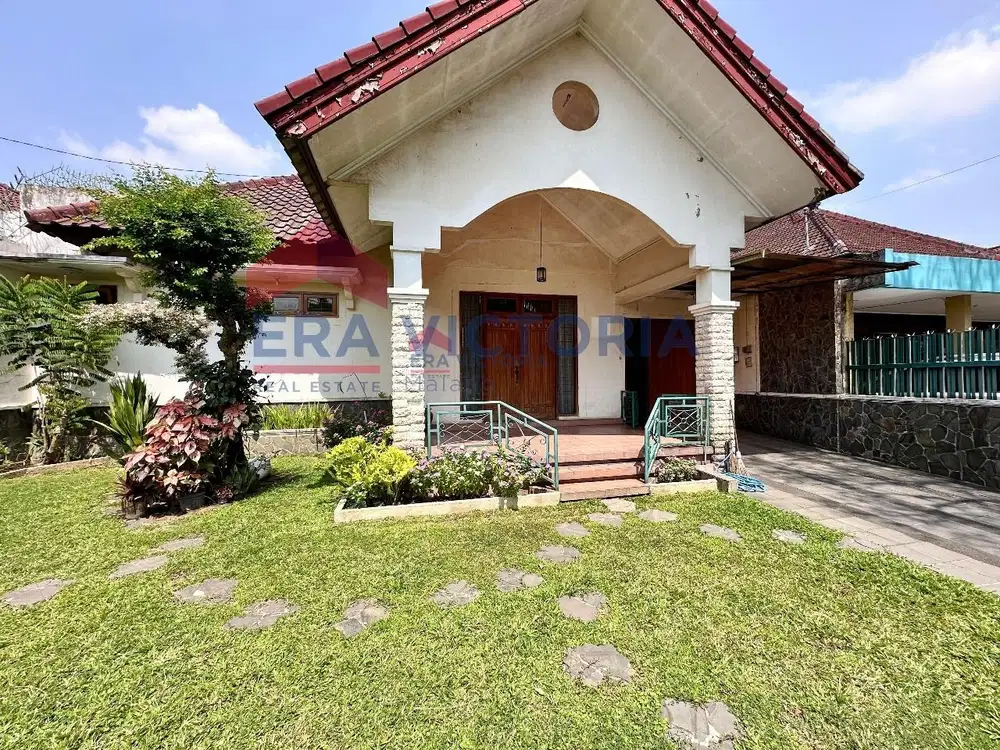 Hunian Premium dengan Ruang Kerja & Pavilion Cocok untuk Guesthouse