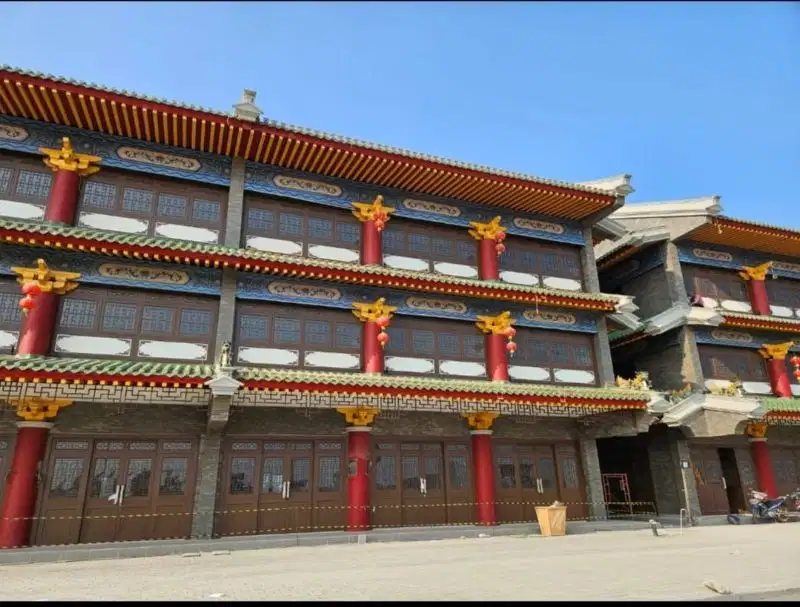 Rukan Shanghai Mega Kuningan PIK2 Dekat Patung Naga