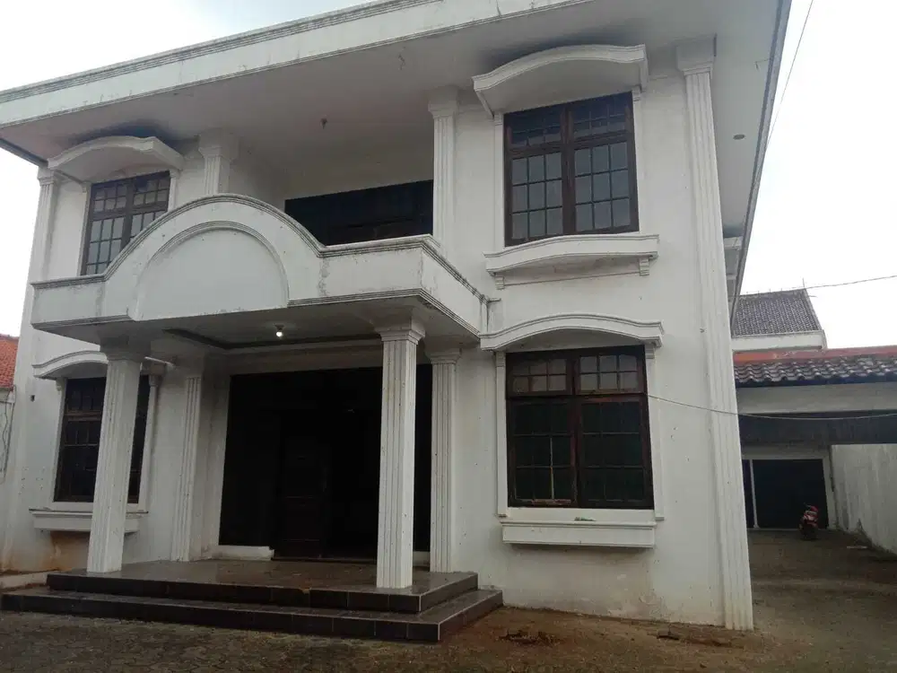 DIJUAL MURAH RUMAH 2 LANTAI LOKASI STRATEGIS DI JATIBENING KOTABEKASI