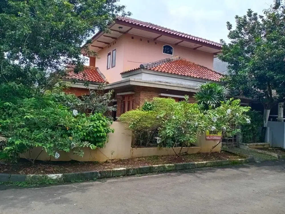 Rumah 2 lt di hook Jl. Kateleya  sektor 7 Taman Yasmin,  Tanah sarea